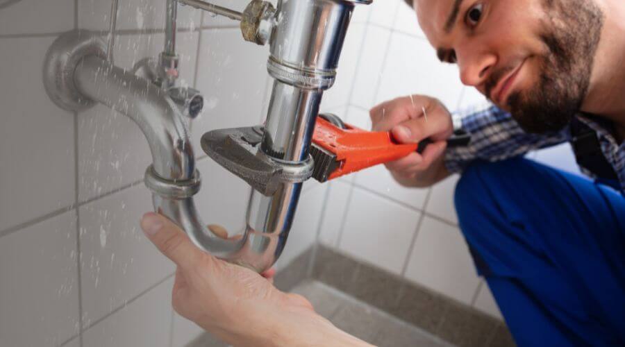 Professional same day plumber services in Marinette, WI